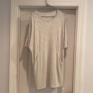 Lou & Grey dress with pockets